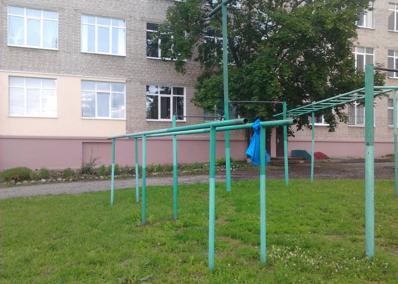 Площадка для воркаута в городе Астрахань №2271 Средняя Советская фото